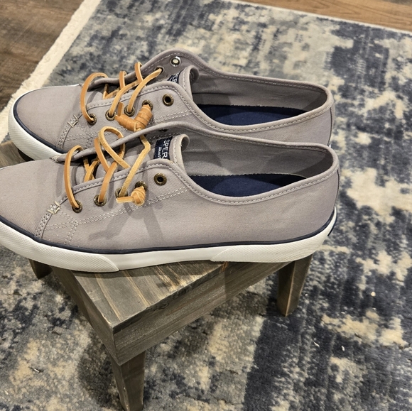 Lnwot Sperry topsider boat shoes sz9 women's. Perfect w sweater and jeans. - Picture 6 of 8